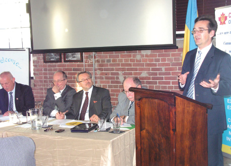 1 - L. to R.: John Iwaniura, 1st VP CUCC, Bohdan Onyschuk, VP CUCC, Zenon Potichny, President CUCC, Bohdan Leschuk, Executive Director, Oleksander Danyleiko, Consul General of Ukraine in Toronto